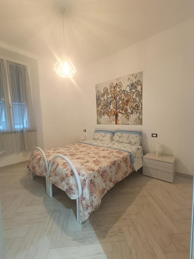 Casa Vacanze Via Nizza 57 Zinola-Wifi Savona Exterior foto